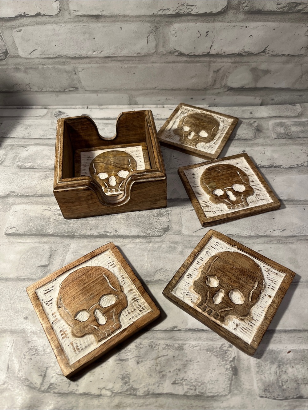 Handcrafted Wooden Skull drink Coaster Set of 5 with Holder - Brown & White